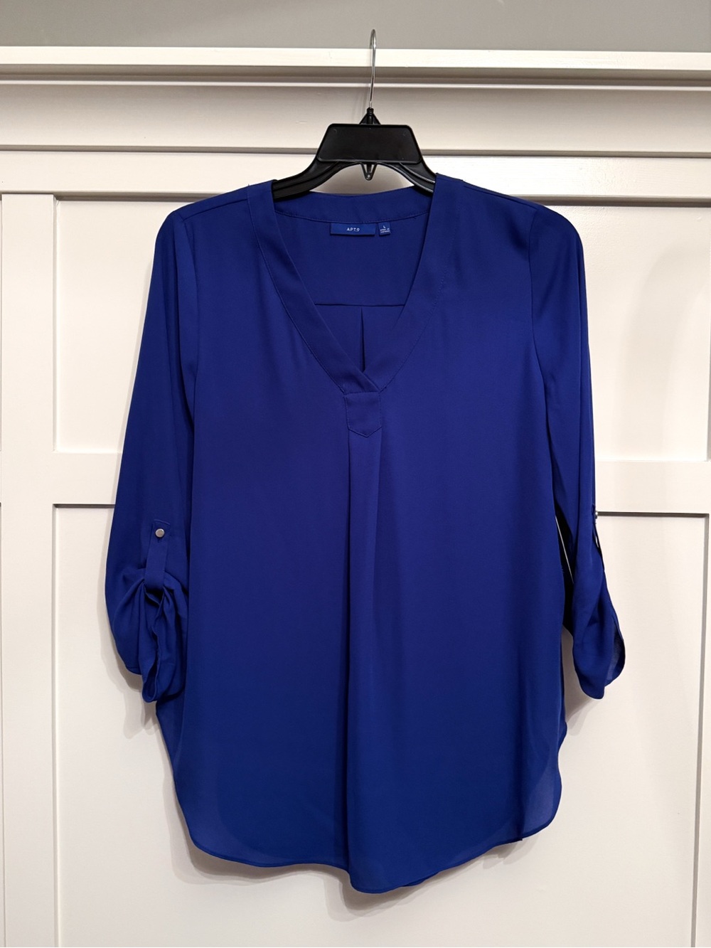 Apt. 9 Women's Cobalt Blue V-Neck Roll-Tab Blouse